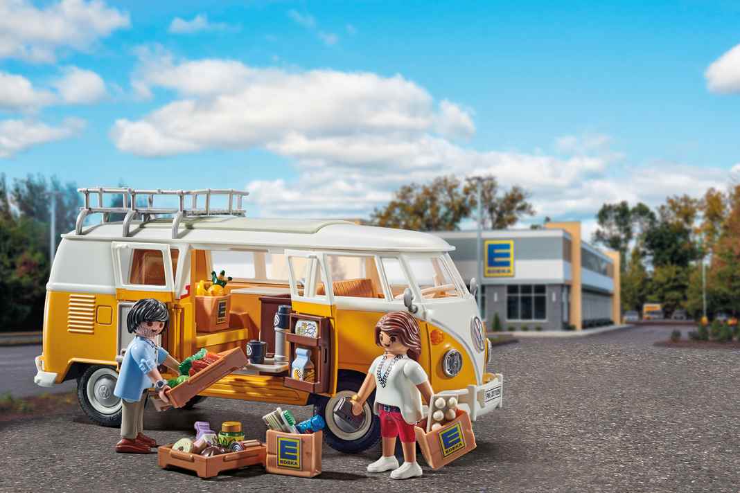 Playmobil baut Mango-Bulli und verlost zusammen mit Edeka einen echten VW T1