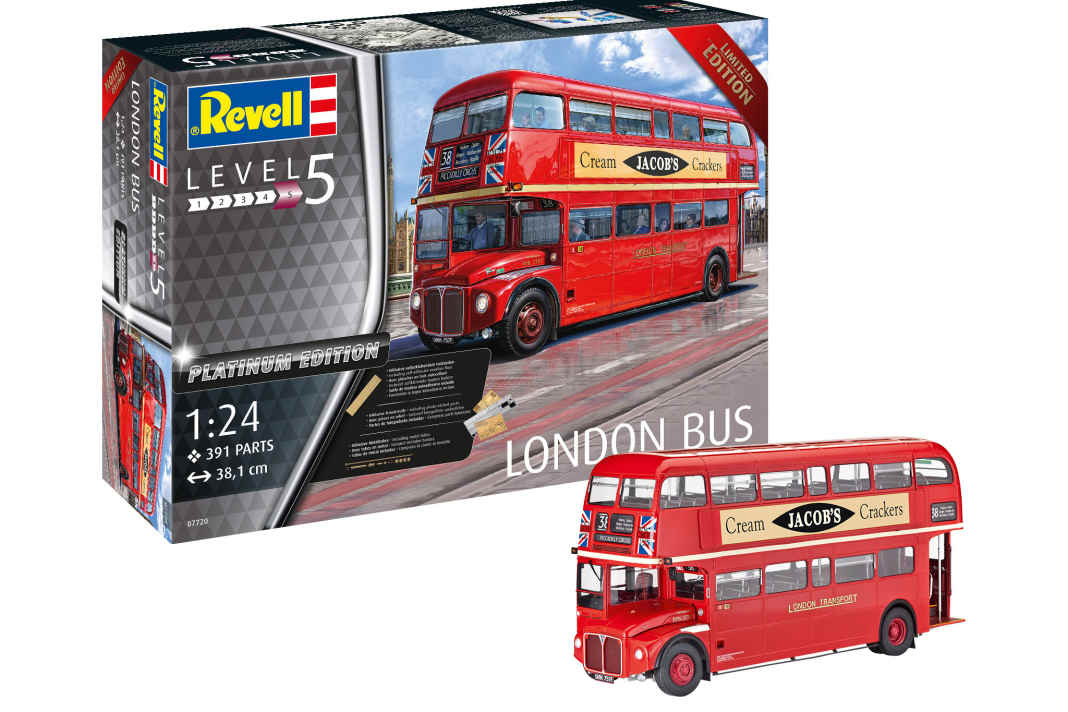 Revell pimpt seinen London-Bus in 1:24 – auch mit selbstklebenden Holzfurnieren