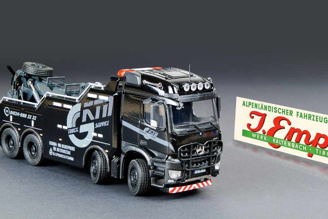 Mercedes Arocs Empl 200 Bison von Conrad in 1:50