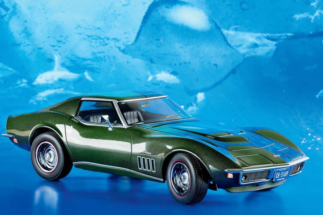 ’69 Chevy Corvette von Norev in 1:18