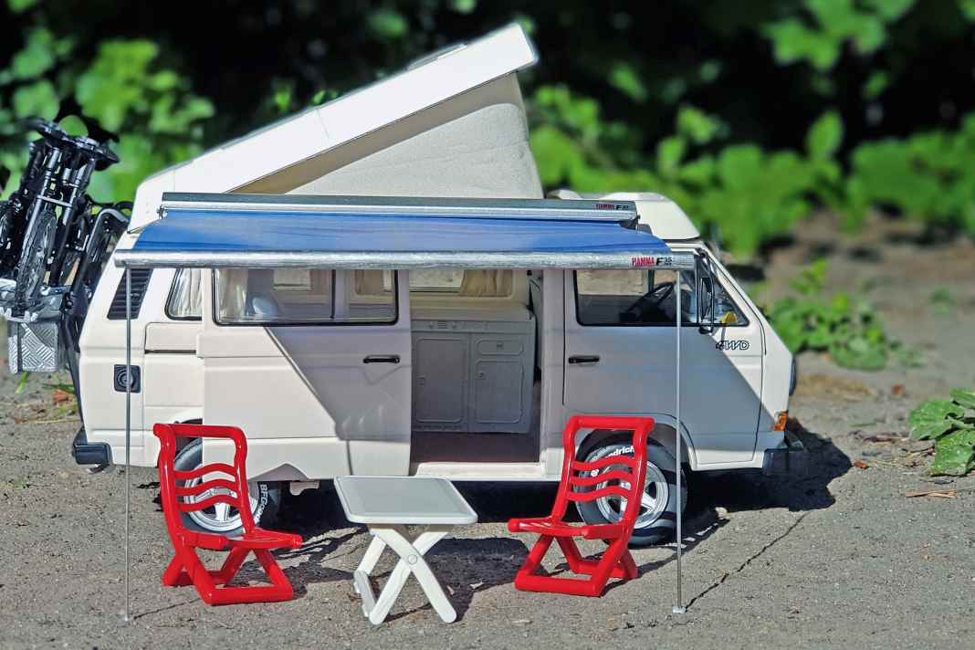 VW-T3-Syncro-Umbau auf Schuco-Basis in 1:18
