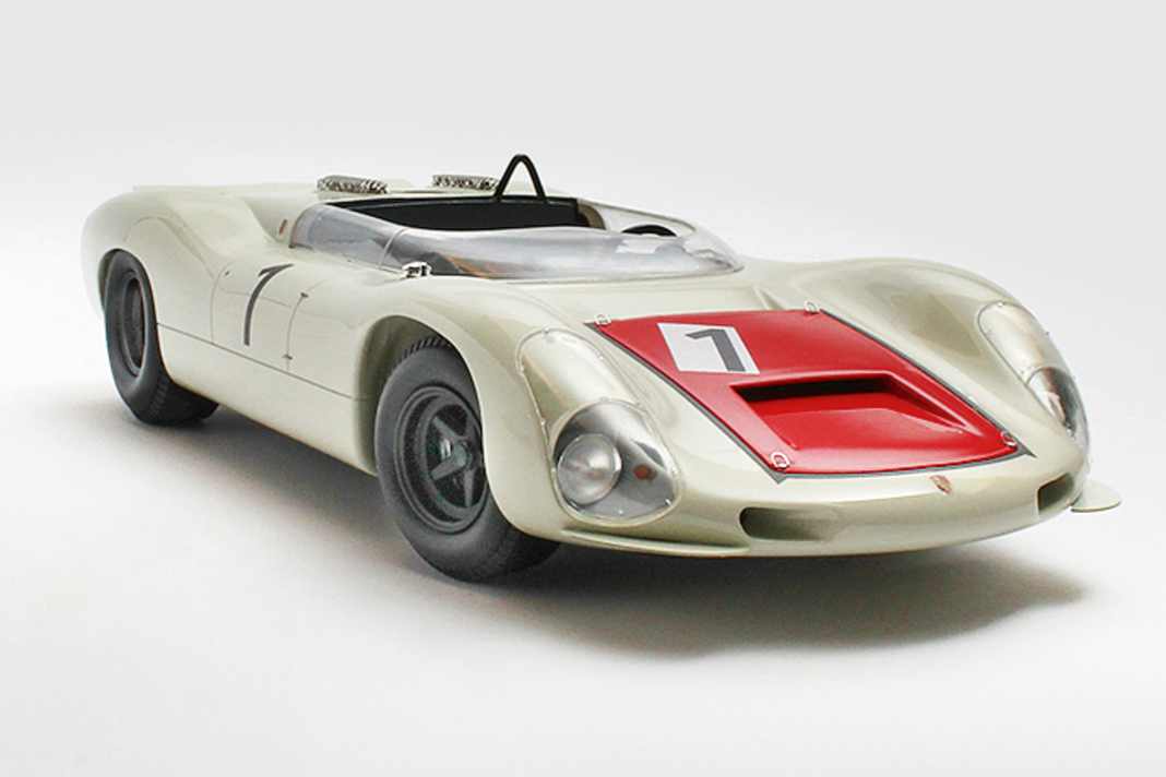 ’67 Porsche 910-8 Bergspyder von Matrix in 1:18