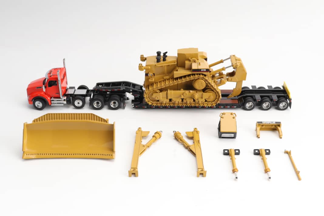 Kenworth T880 mit Cat D11R Dozer in 1:50 kommt bei Diecast Masters