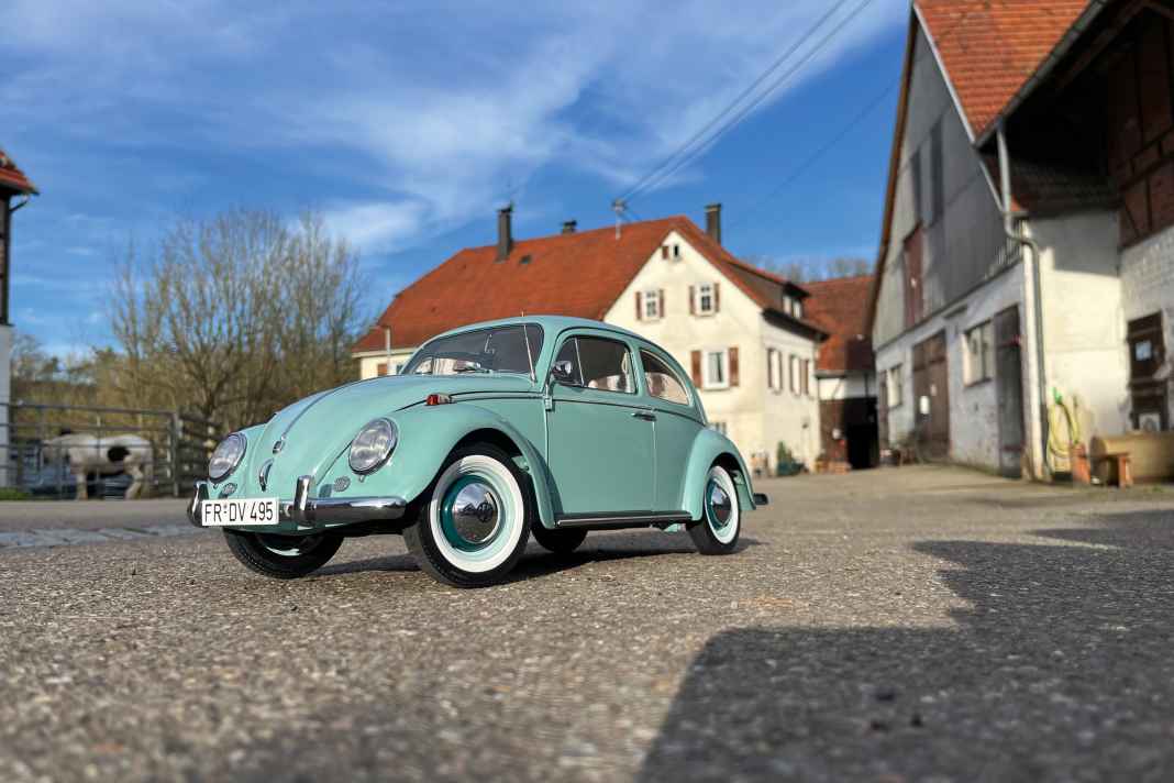 ’57 VW Käfer 1200 von Hachette in 1:8 – Jetzt rollt er