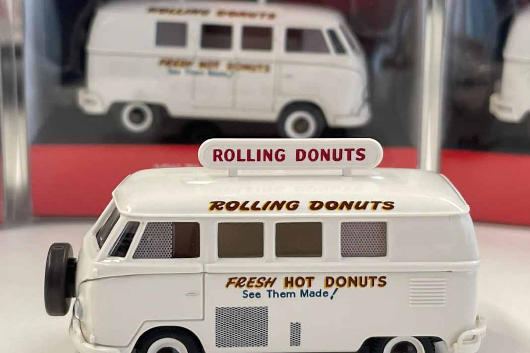 Dieser Wiking-Bulli kann Donuts in 1:87