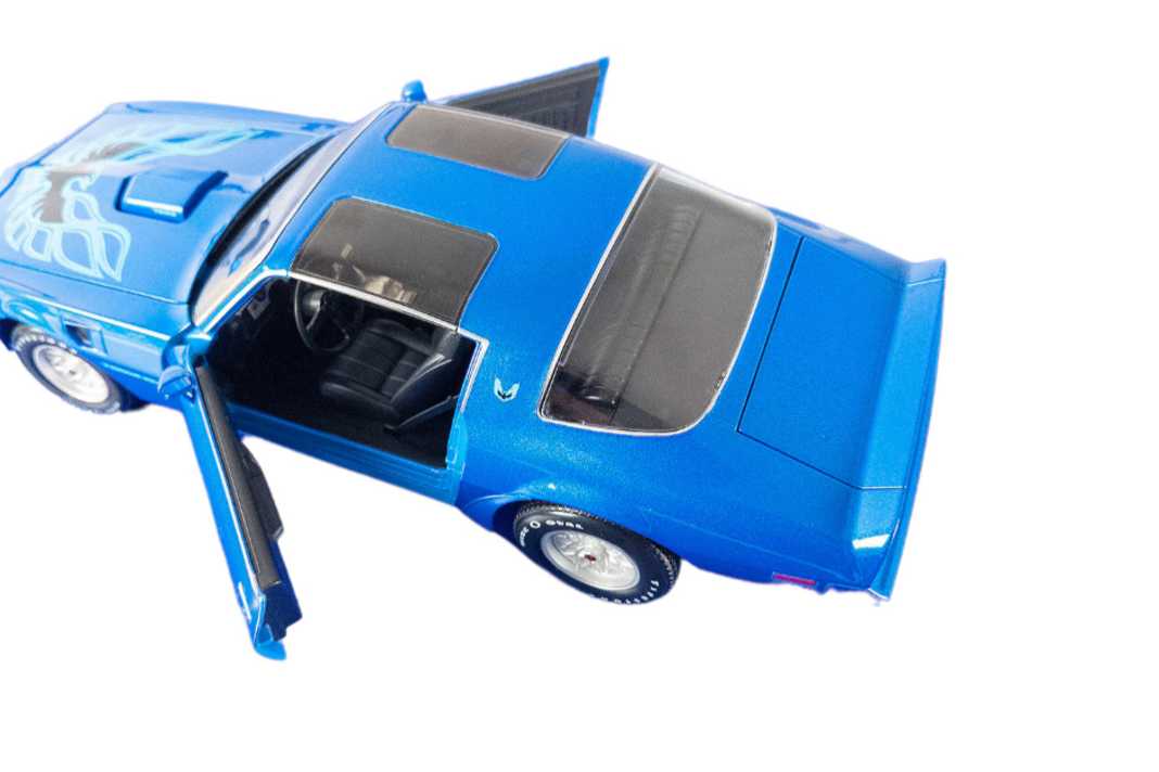 ‘78 Pontiac Firebird Trans Am von Maisto in 1:18 - Mach mal blau