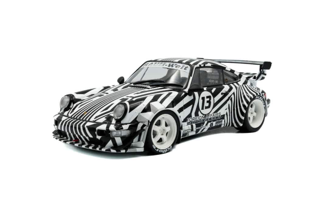 Solido lässt das RWB-Zebra in 1:18 wiehern – auf Porsche-911-Basis.