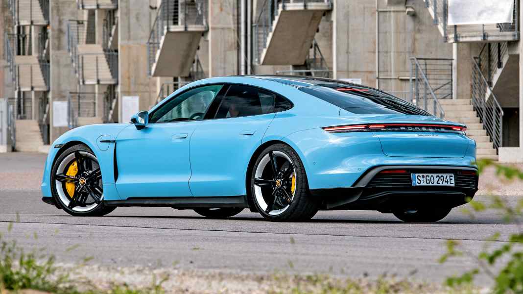Fahrbericht Porsche Taycan: Blau, Mann!
