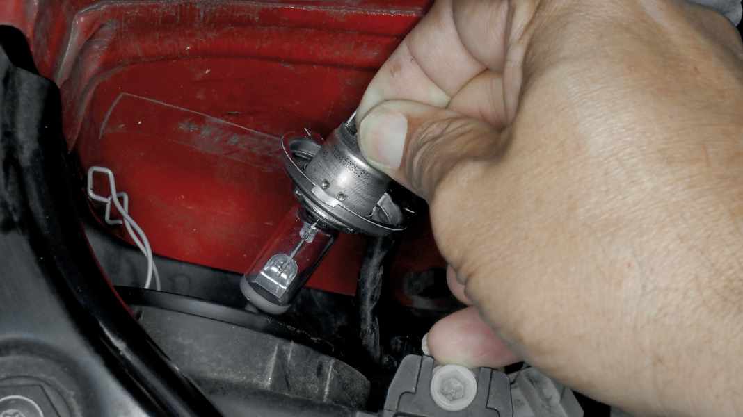 Quickservice: LED-H4-Leuchtmittel – Heller Wahnsinn