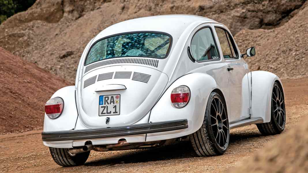 VW Käfer 1200: Ein Eisblauer in weiß