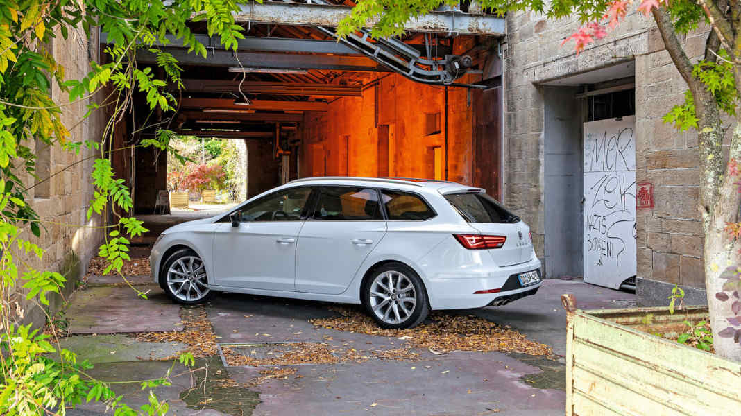 Test: Seat Leon ST 1.4 TSI ACT FR - Sport-Platz