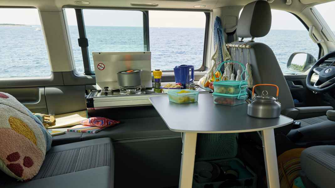 Neuer VW California 6.1 Beach Camper - Maxivan mit Miniküche