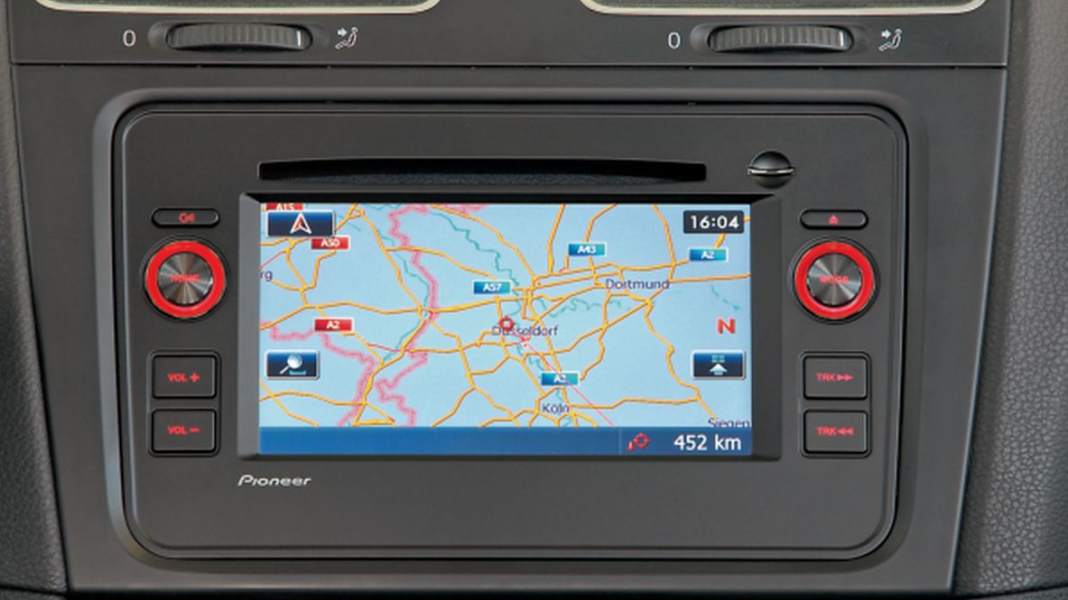 Pioneer Navi-Radio im Golf 5/Golf 6