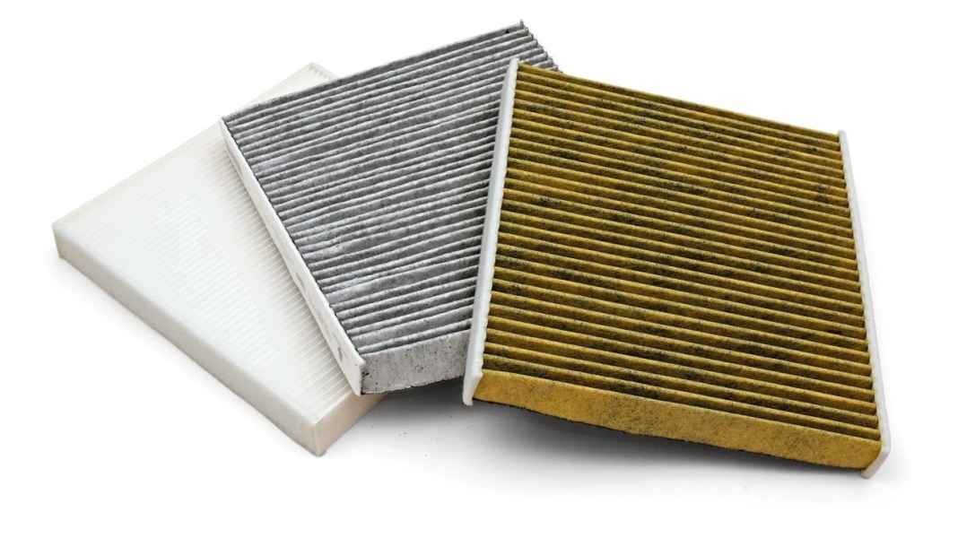 Bauplan: Pollenfilter tauschen - Atem-Schutz