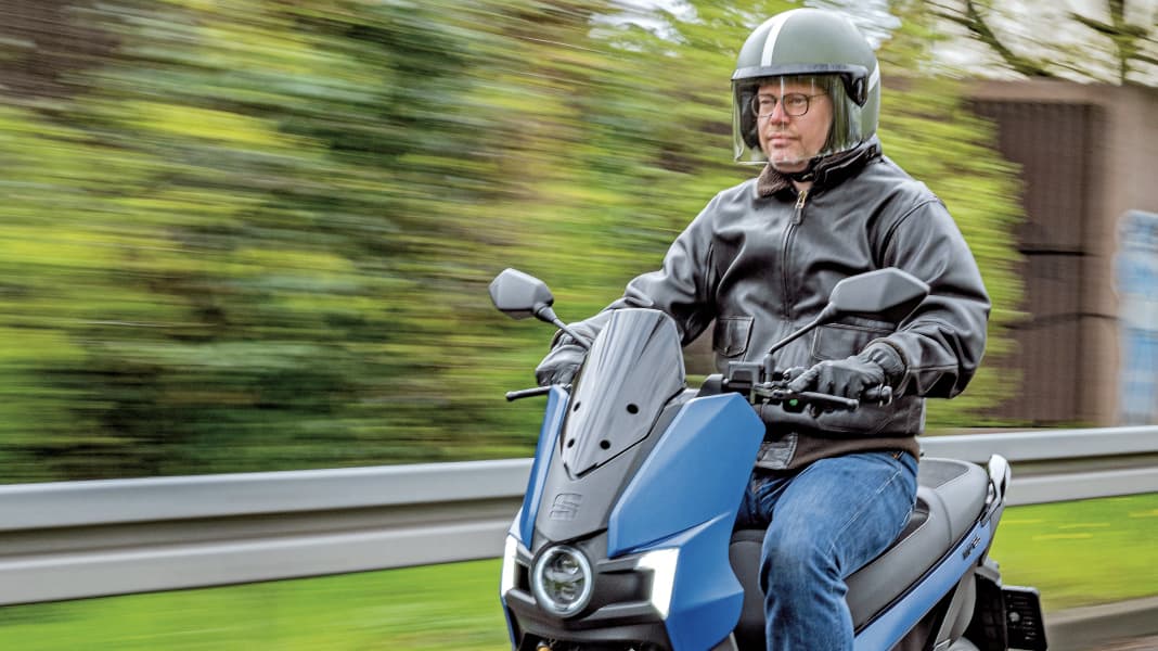Seat MÓ 125 Performance: E-MÓ bilität