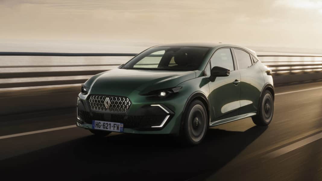 Renault Clio E-Tech Hybrid startet erfolgreich durch
