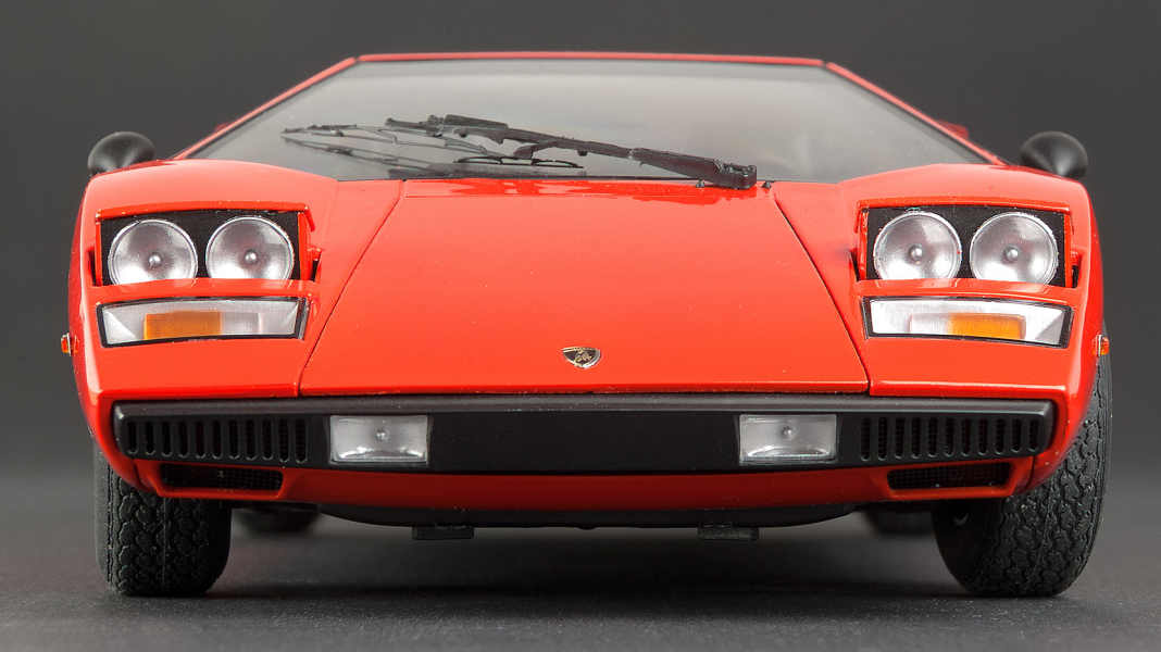 ‘74 Lamborghini LP 400 von Autoart in 1:18 – Der Keiler