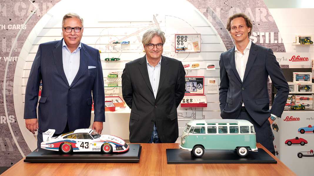 Breaking-News: Simba Dickie beteiligt sich an Minimax und baut Modellautogruppe