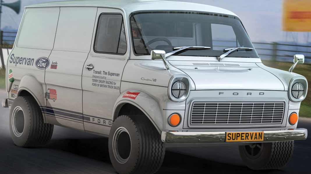 Bei Scalextric lässt der verrückte Ford Transit Supervan die 1:32-Muskeln spielen