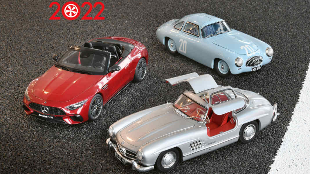 In Saus und Braus: 70 Jahre Mercedes-Benz SL in 1:18