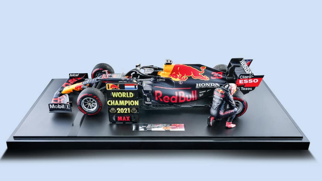 SAMMELN: ’21 Red Bull RB16B Max Verstappen von Minichamps in 1:12 - Maxi-Mumm