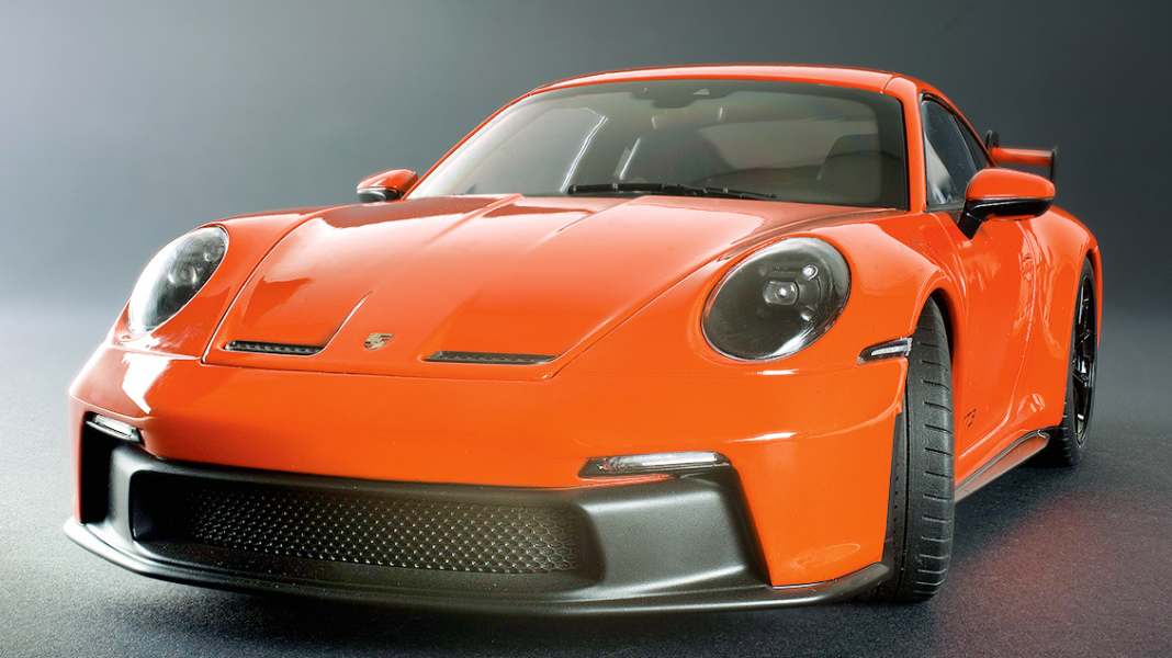 ’22 Porsche 911 (992) GT3 von Norev in 1:18 – Die glorreiche 7