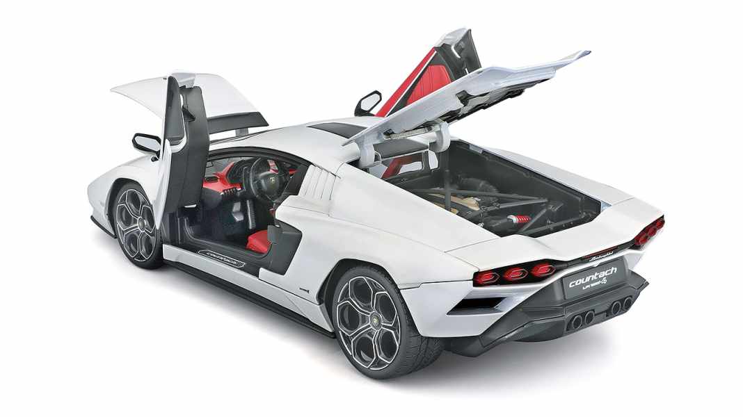 Weiß und Wow: ’21 Lamborghini Countach LP 800-4 von Maisto in 1:18