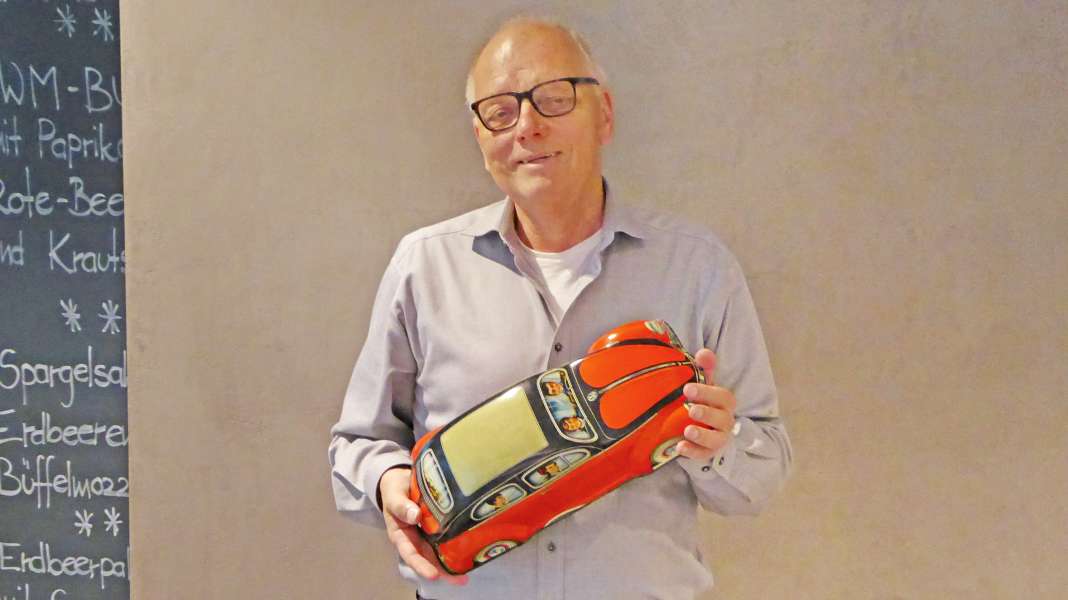 Ein ganz großer Modellautofan spielt jetzt leider nur noch im Himmel