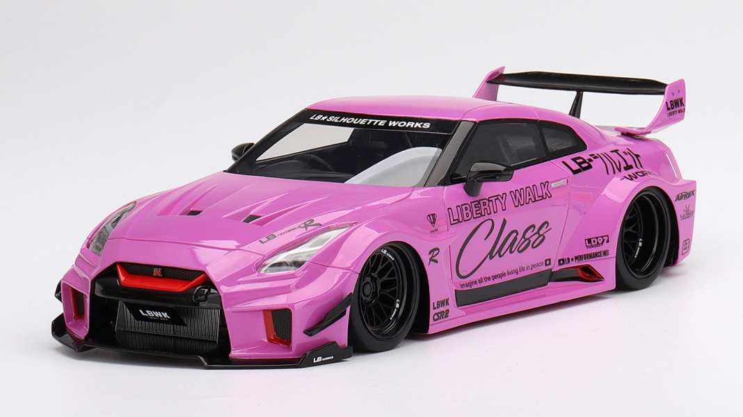 Der Nissan-Godzilla kommt in Pink bei True Scale Miniatures als 1:18-Hammer