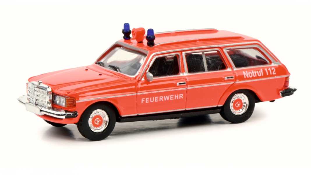 Schuco stellt zwei Mercedes-Benz W123 als 1:87-Einsatzwagen in den Dienst