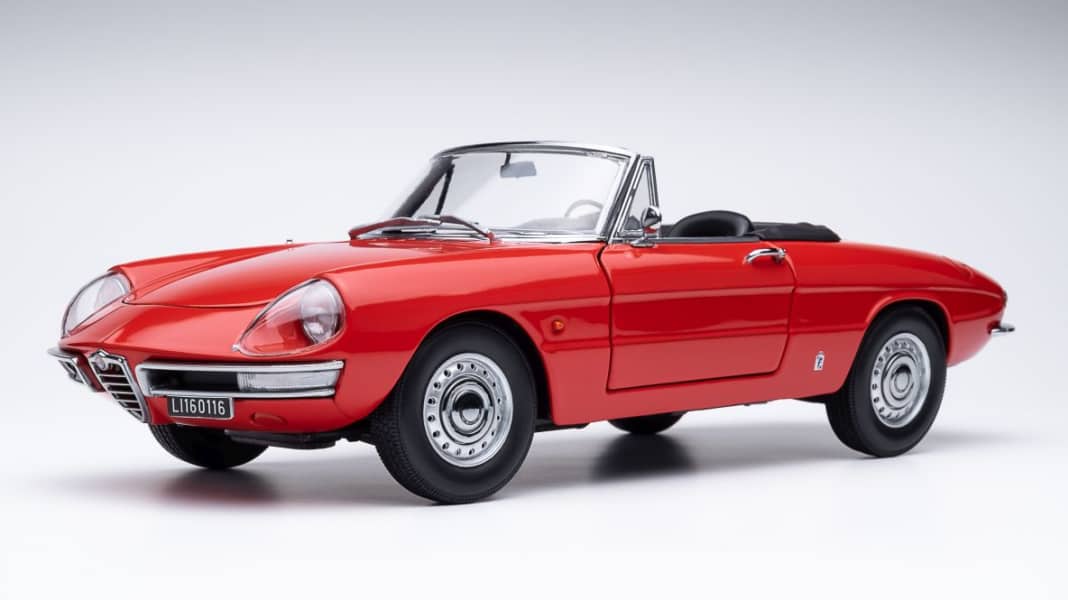 Touring Model Cars startet mit einem Alfa Duetto Spider in 1:18