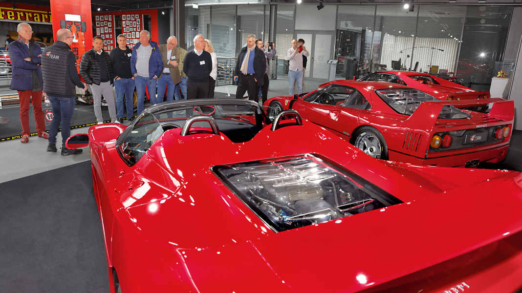 Preisverleihung der Leserwahl zum Modellfahrzeug des Jahres 2024 - Hollywood-reif