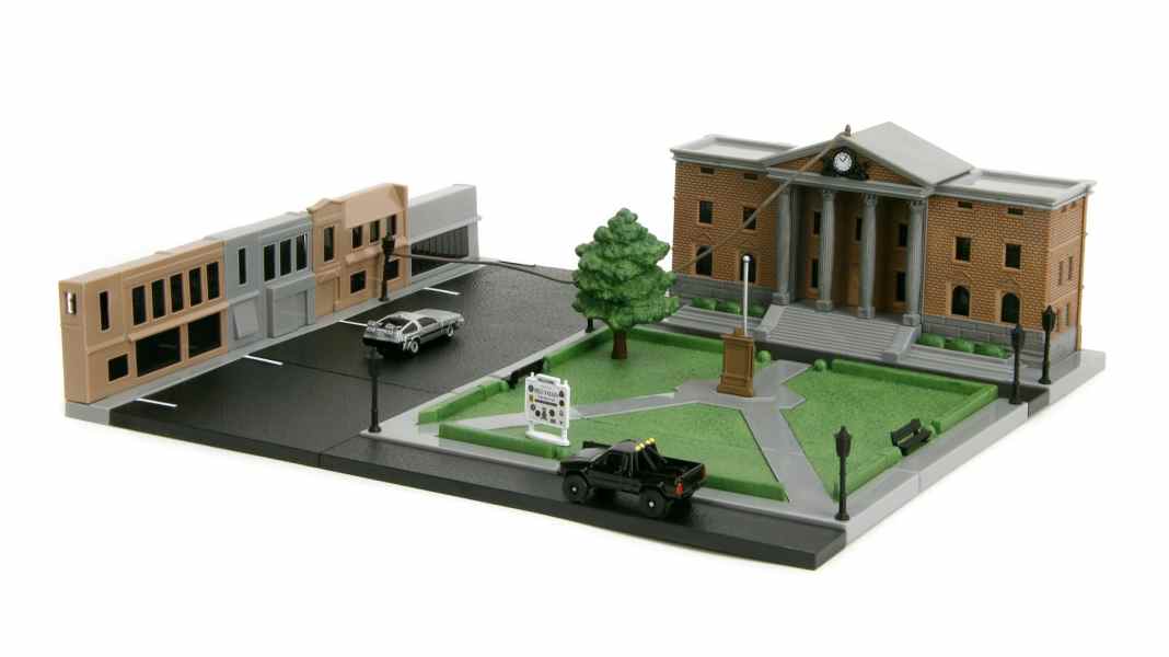 Film ab! “Zurück in die Zukunft” mit dem Clock Tower als Miniatur von Jada Toys