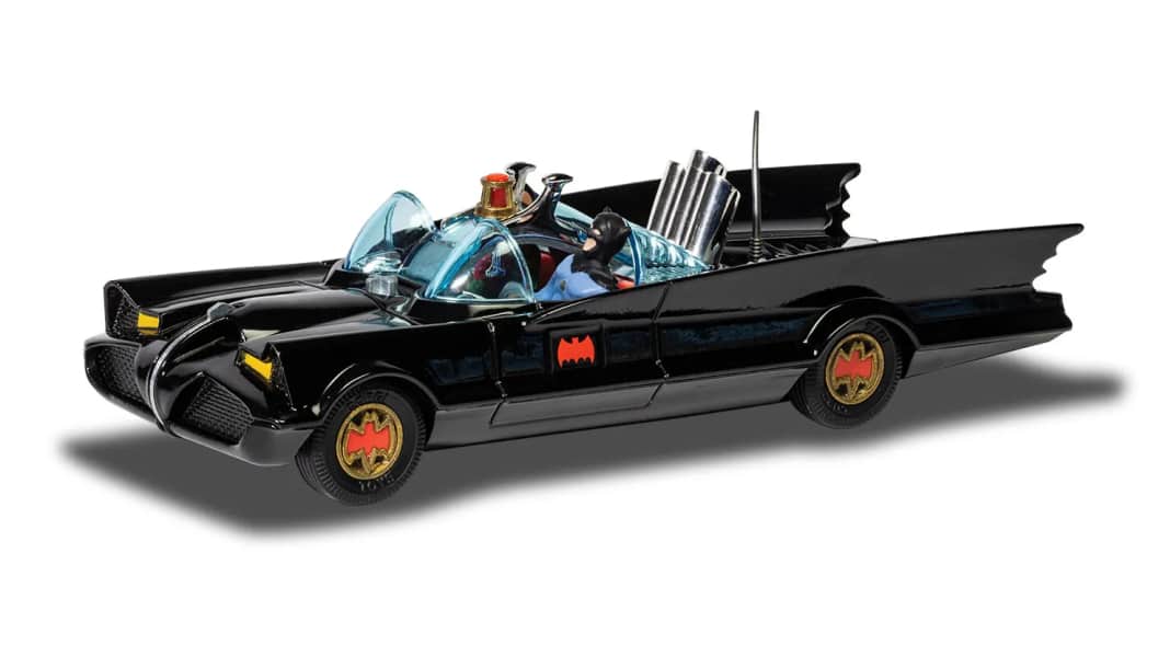 Bei Corgi flattert die Fledermaus: Das Batmobile in 1:43 kommt wieder!