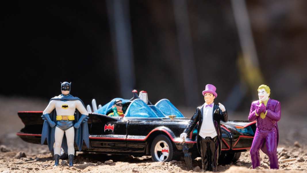 Jada bringt Batman-Set in 1:24 und legt gleich vier Figuren bei