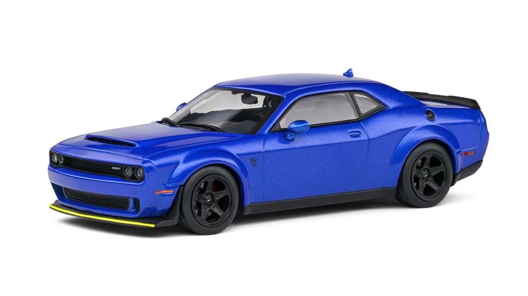 Solido macht in 1:43 blau: Wahlweise mit einem Dodge oder einem BMW!