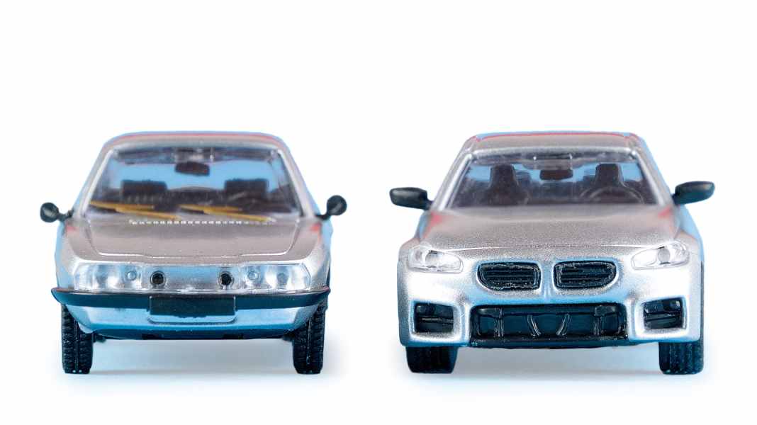 NSU Ro 80 und BMW M2 von Minichamps in 1:87 - Ro & rassig