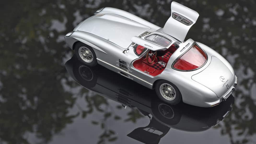 BUCH: Das neue SLR-Buch, wahlweise mit Modellauto in 1:18 - Seelenverwandte