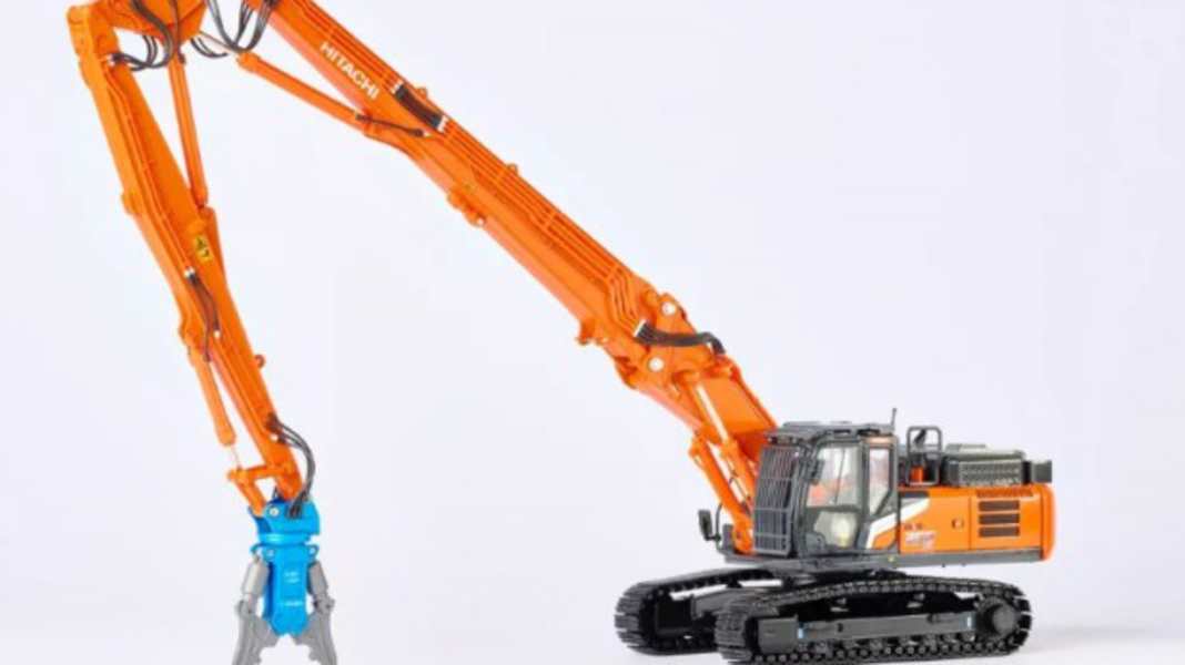 Hitachi ZX350LCK-7 kommt als Abbruch-Gigant von 1:50 Replicars