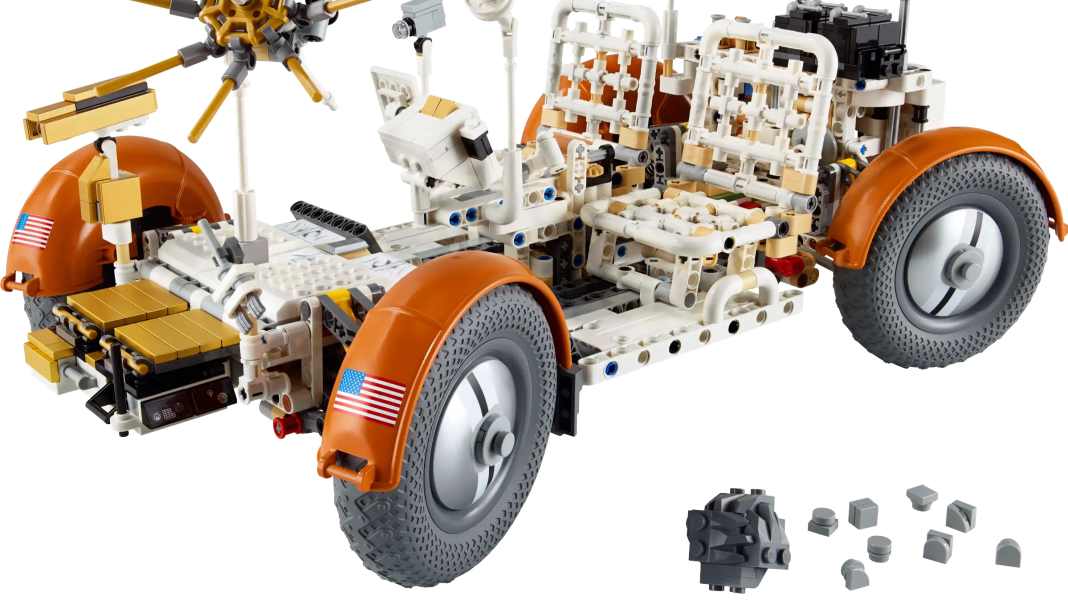 Das Auto für den Trabanten: Lego baut Lunar-Mobil in 1:8 aus 1913 Klötzen nach!
