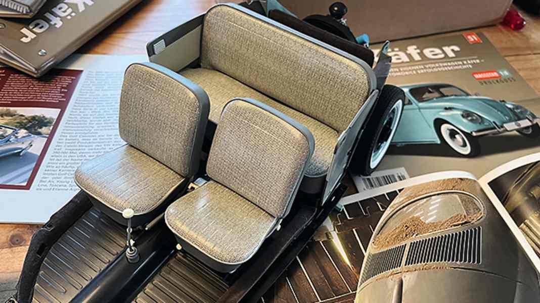 ’61 VW Käfer von Hachette in 1:8, Teil 3 - Das Türchen