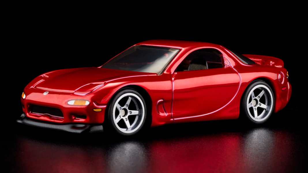 Hot Wheels zeigt Wankelmut und bringt RX-7-Twinturbo in 1:64
