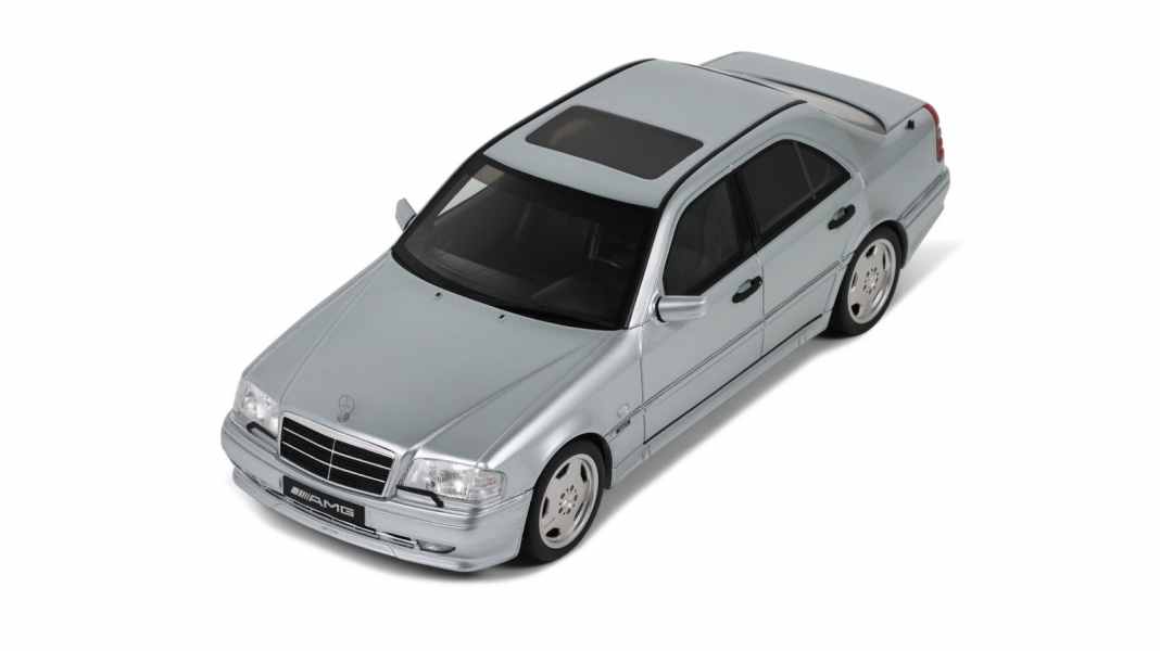 Ottomobile kündigt heißen Silberpfeil der C-Klasse in 1:18 an