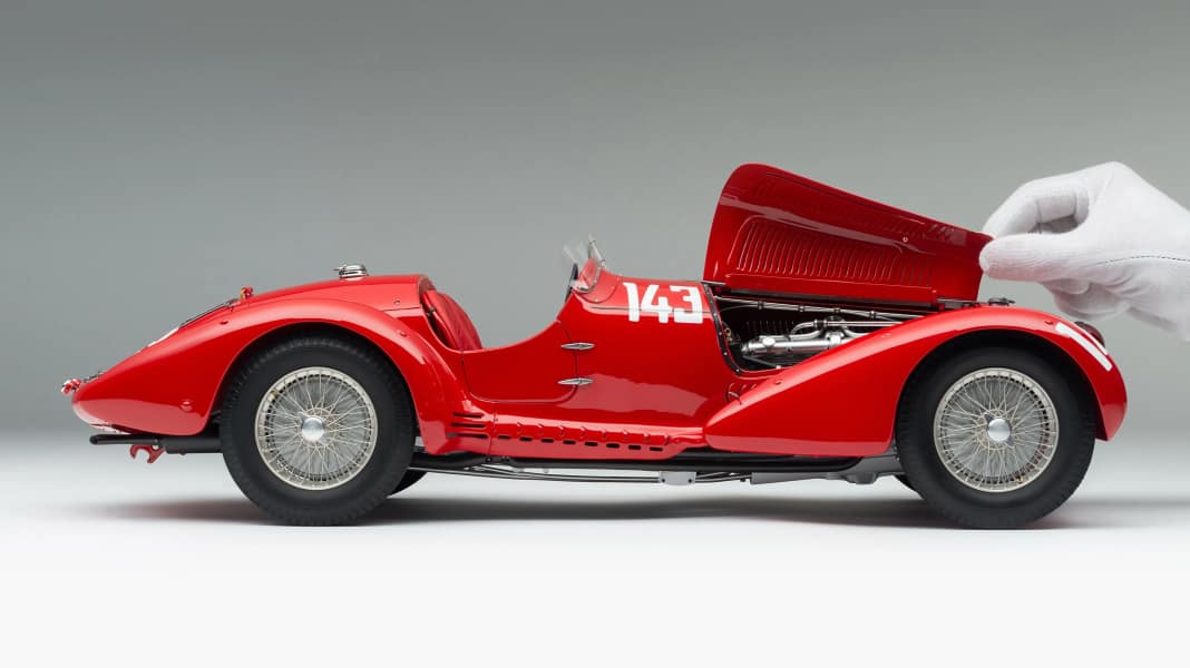 Mille-Miglia-Sieger für 20 Mille: Alfa Romeo 8C 2900 von Amalgam in 1:8