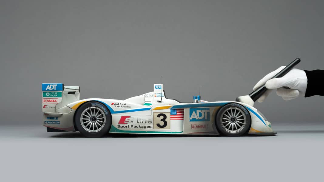 Dem Audi Le-Mans-Sieger von 2005 geht es bei Amalgam in 1:8 echt dreckig!