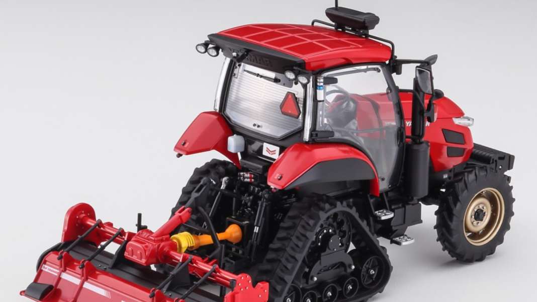 Hasegawa baut Yanmar-Trecker mit Vertikutierer in 1:35