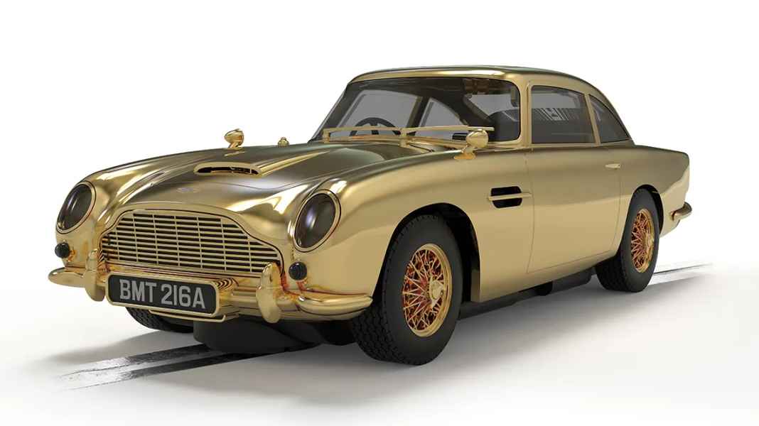 Scalextric bringt Kino- und TV-Renner für die Schlitzpiste in 1:32