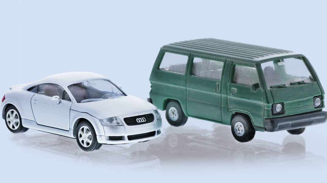 KREISVERKEHR: RUND UMS MODELL - 40 Jahre Rietze Automodelle – „Die Japaner waren schuld“