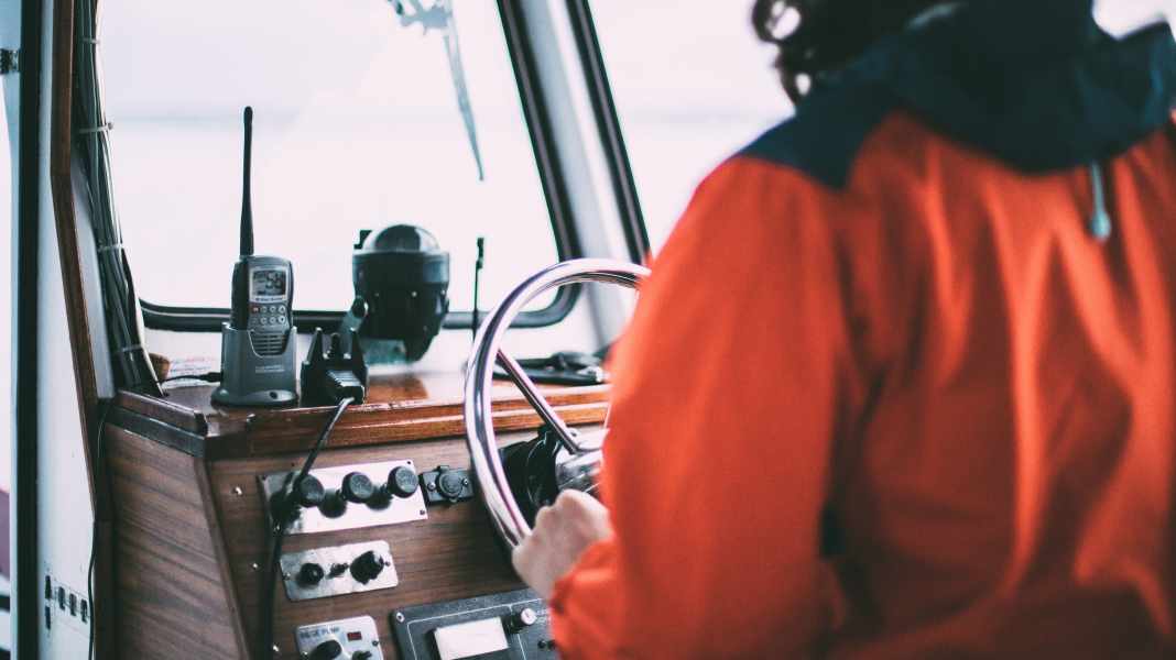 Neue Prüfungsfragen Sportbootführerschein Binnen und See ab 01.08.2023