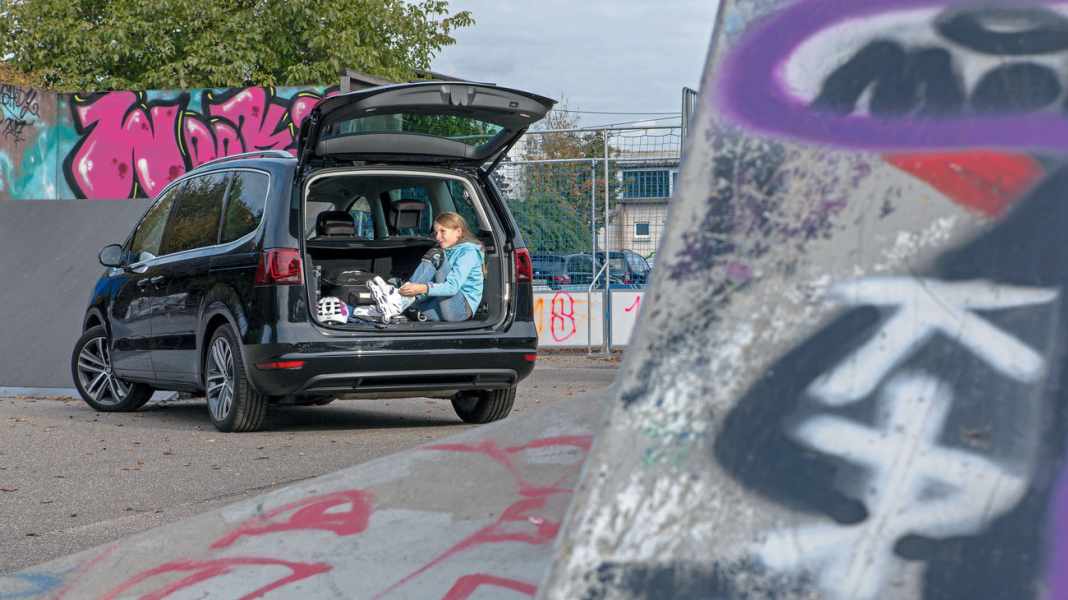 Test: Seat Alhambra 2.0 TSI DSG - Raumfahrzeug